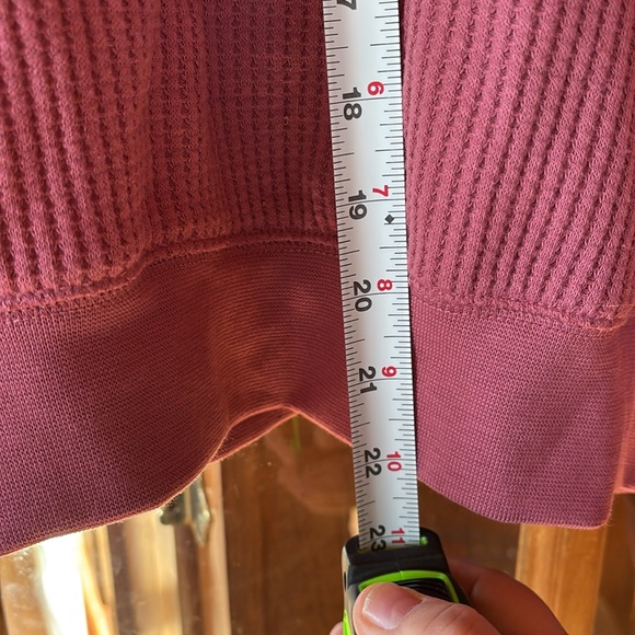 NWOT waffle knit soft cropped top, drop shoulders lovely mauve color - Picture 5 of 5